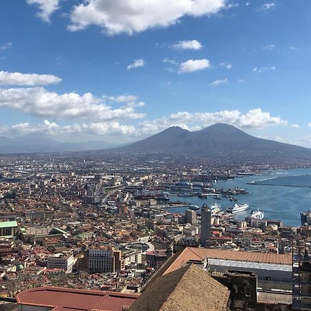 Toledostop Неаполь Екстер'єр фото View of the city of Naples