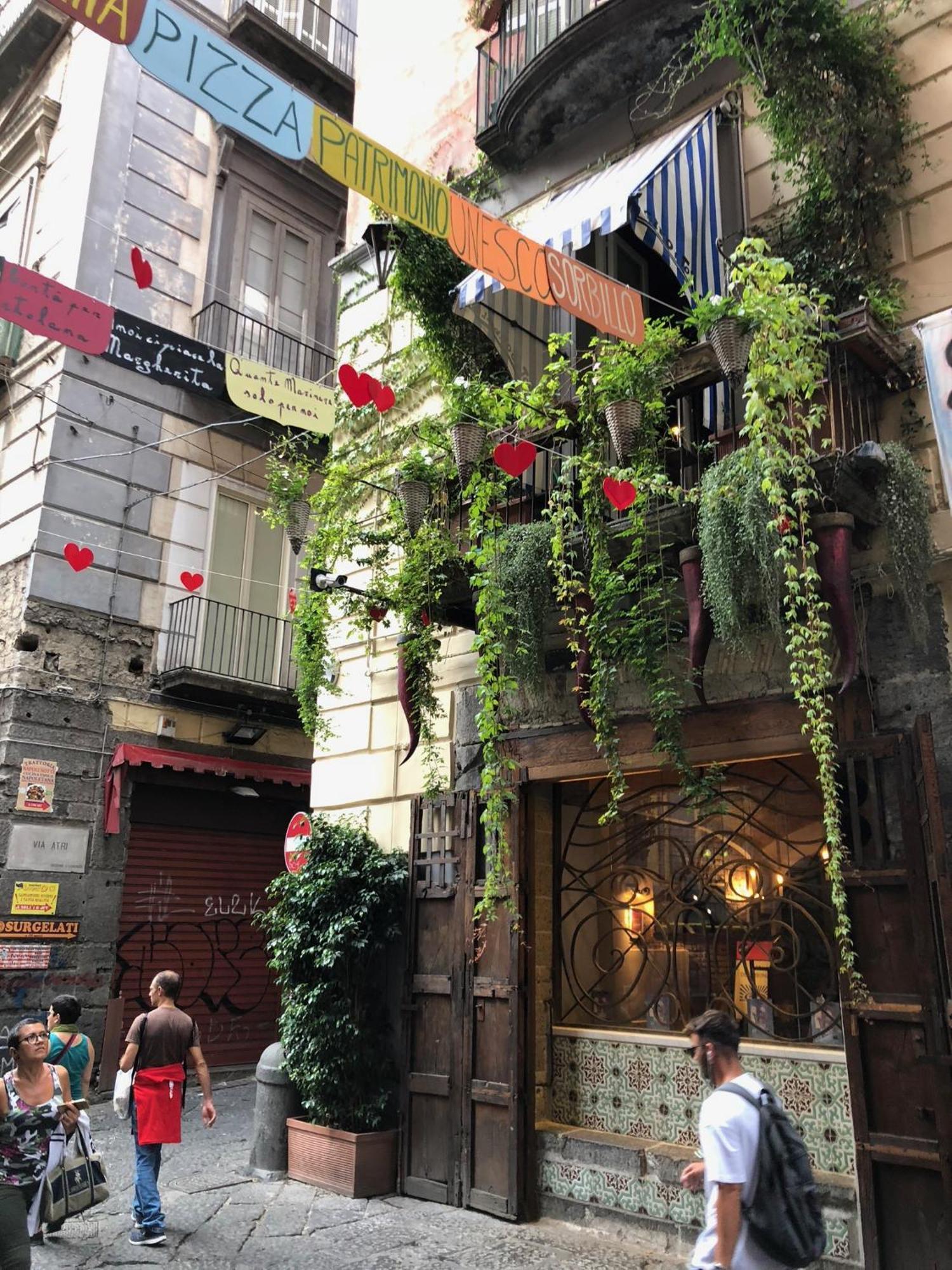 Toledostop Неаполь Екстер'єр фото A restaurant in Barcelona